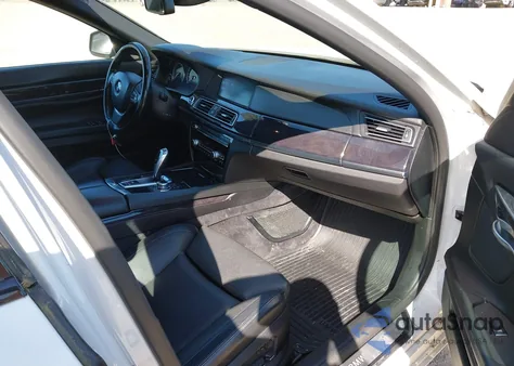 2009 BMW 750Li from USA, damaged, VIN WBAKB83549CY59299